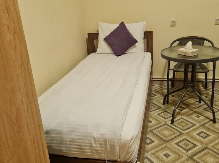 호텔 Economy Type Rooms