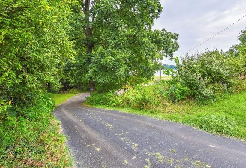 Lakefront Jones Cabin W/ Private Dock & Game Room!