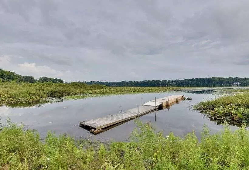 Lakefront Jones Cabin W/ Private Dock & Game Room!