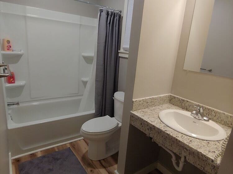 مُتل Vermont Suites