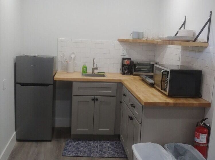 مُتل Vermont Suites