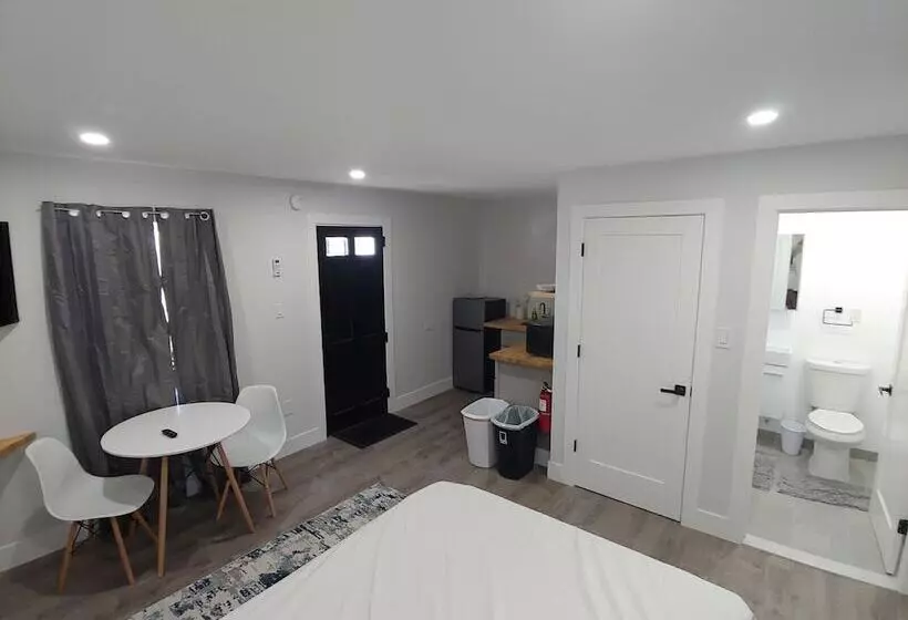 モーテル Vermont Suites