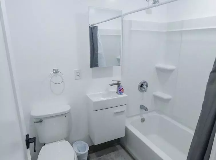 モーテル Vermont Suites