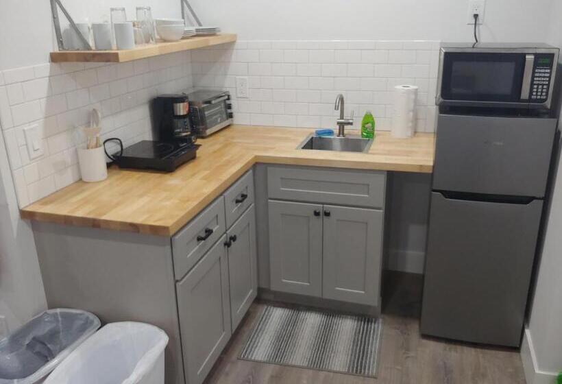 مُتل Vermont Suites