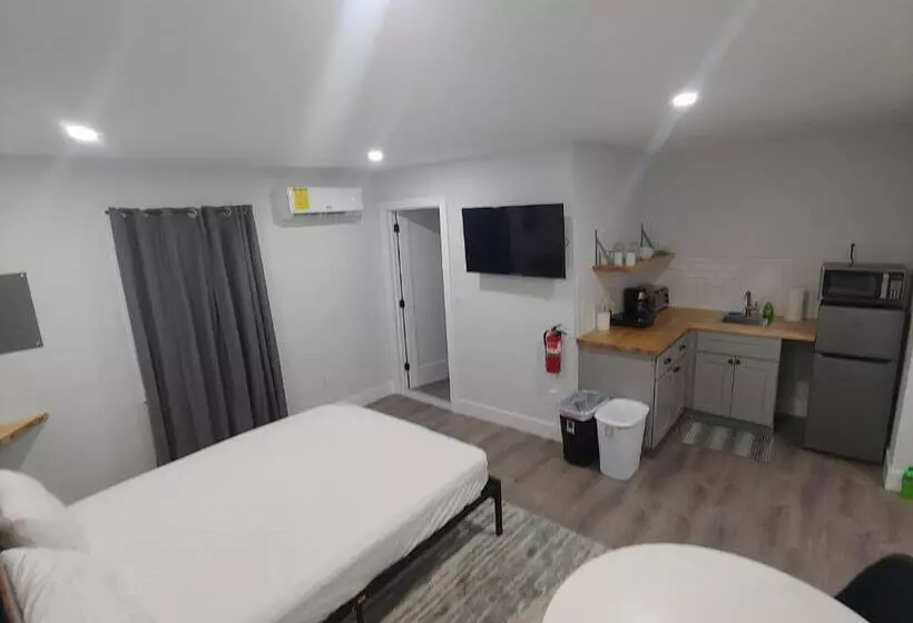 モーテル Vermont Suites