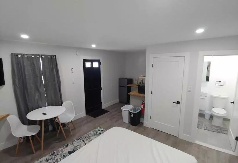 モーテル Vermont Suites