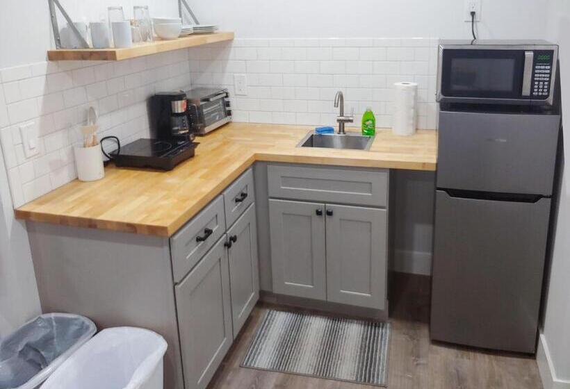 مُتل Vermont Suites