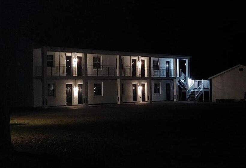 مُتل Vermont Suites