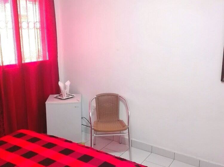 פנסיון Casa Pavel Y Coralia