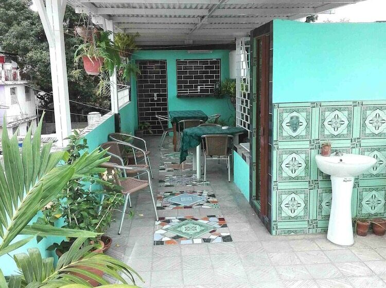 פנסיון Casa Pavel Y Coralia