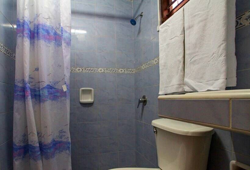 پانسیون Hostal Mar Y Sol