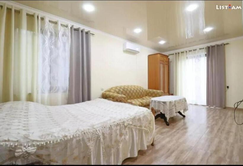 پانسیون Room 3