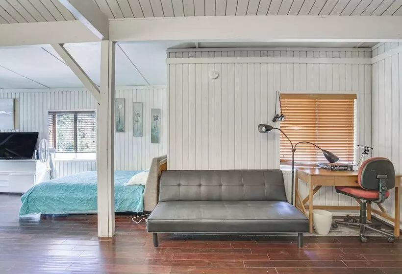 Pet Friendly Ramona Home W/ Mountain Views!