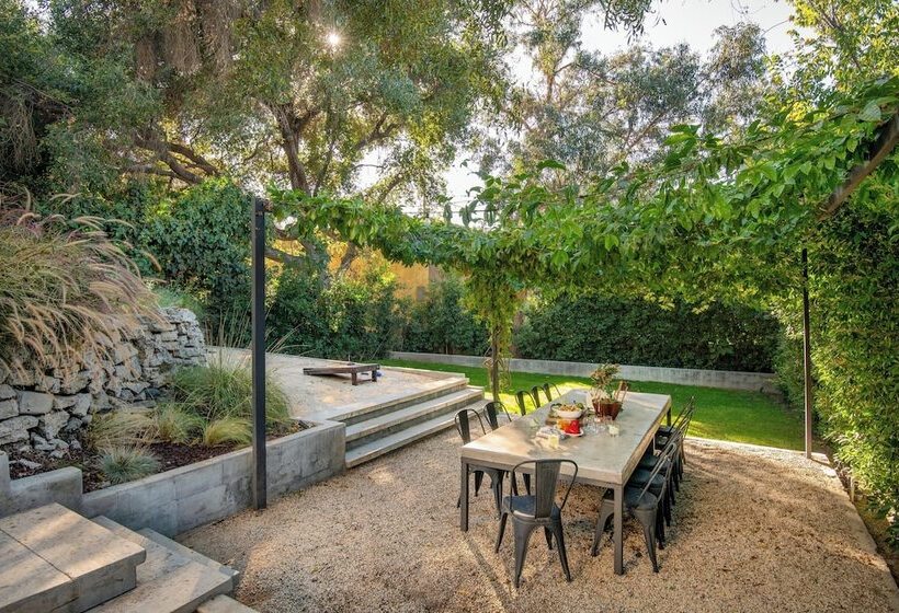 Silver Screen By Avantstay Luxe Backyard Escape