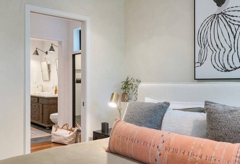 Silver Screen By Avantstay Luxe Backyard Escape