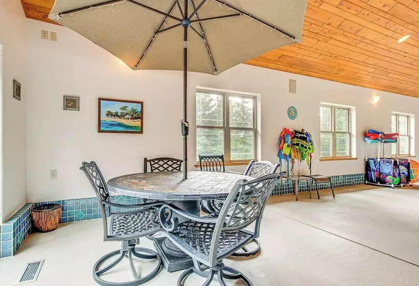 Waterfront Central Wisconsin Cabin W/ Indoor Pool!