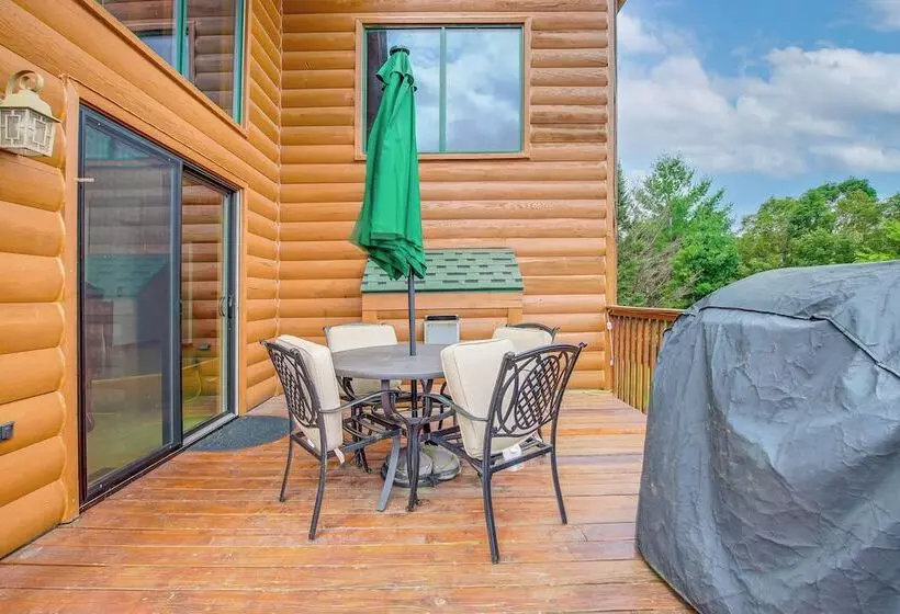 Waterfront Central Wisconsin Cabin W/ Indoor Pool!