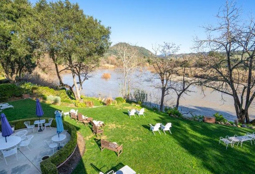 مبيت وإفطار The River Belle Inn