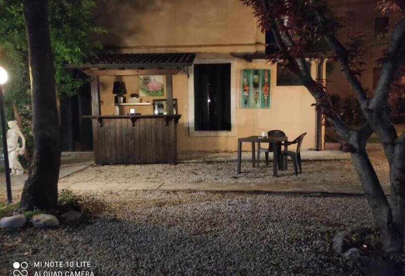 בית מלון כפרי Albergo Al Municipio