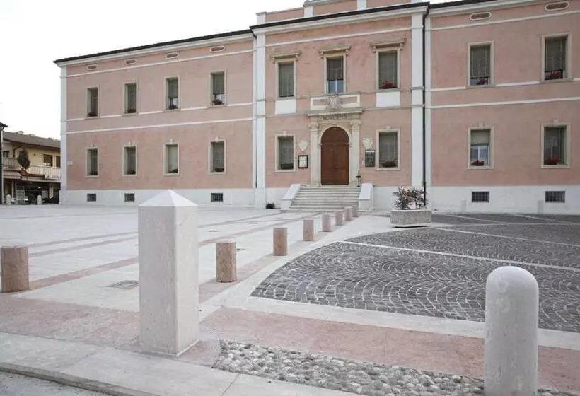 ホテル Albergo Al Municipio