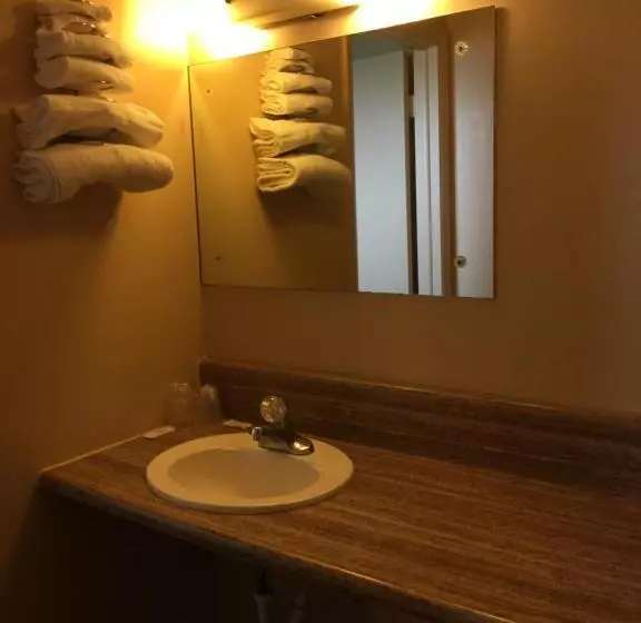 ホテル Deluxe Inn