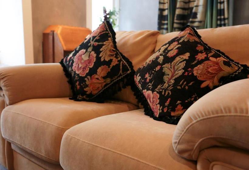 Hotel The Music Fable