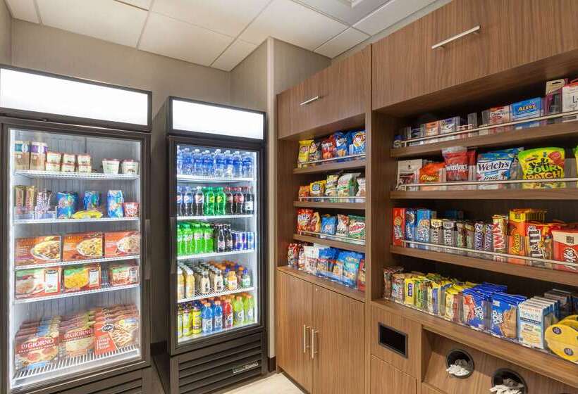 هتل Wingate By Wyndham Altoona Downtown/medical Center