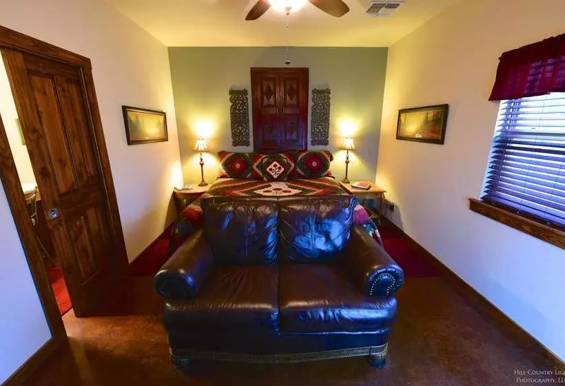 Lazy T Bed And Breakfast