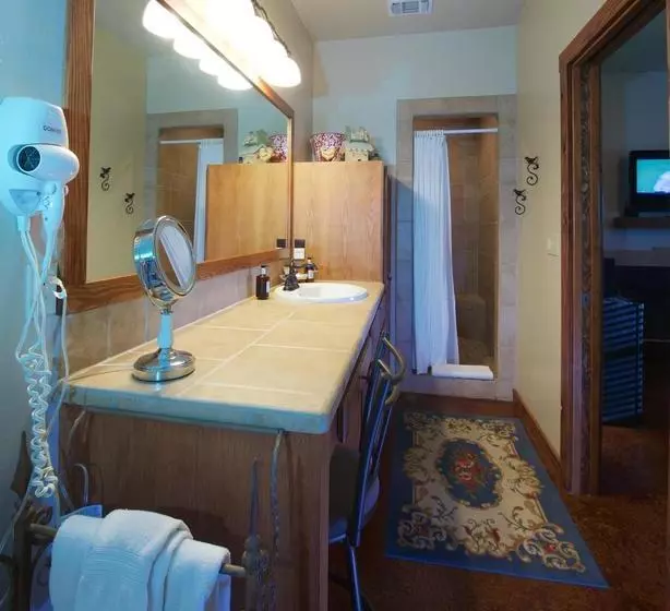 Lazy T Bed And Breakfast