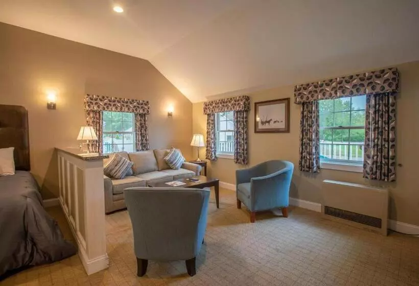 リゾートホテル New England Inn & Lodge