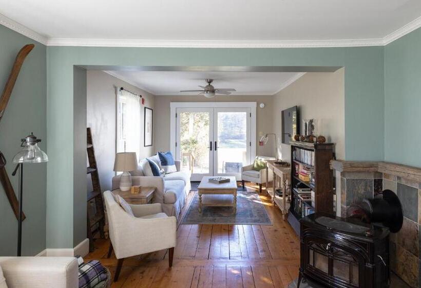 Woodbridge Inn Bed & Breakfast