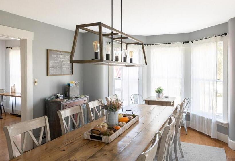 Woodbridge Inn Bed & Breakfast