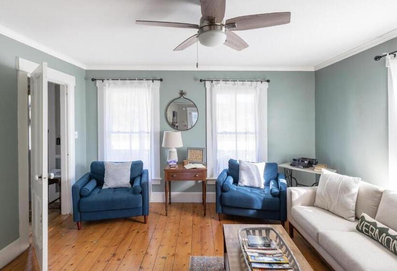 Woodbridge Inn Bed & Breakfast