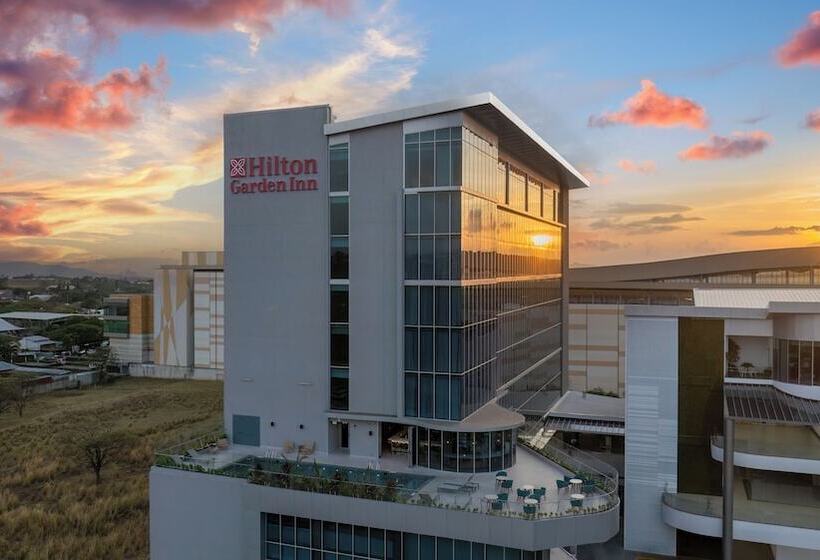 هتل Hilton Garden Inn San Jose Airport City Mall