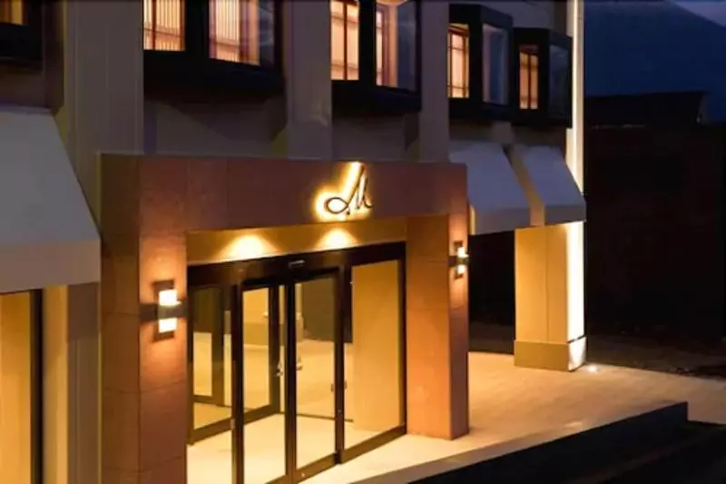 Hotel M