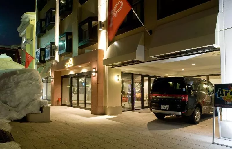Hotel M