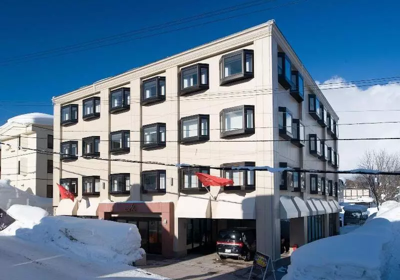 Hotel M