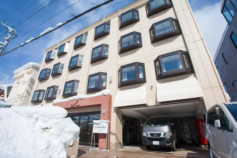 Hotel M