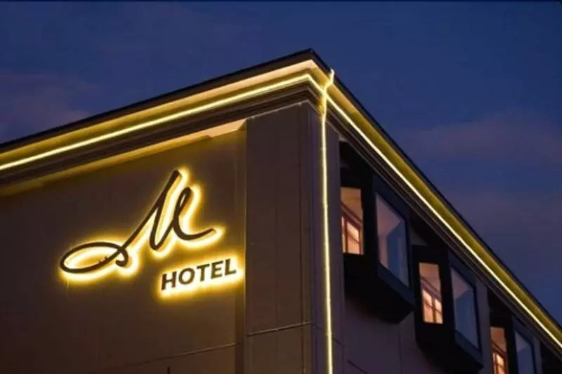 Hotel M