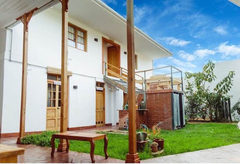 צימר Esquina Elquina Hostal