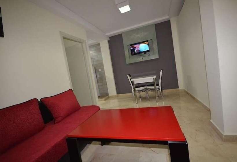 Отель Hôtel Café Restaurant Pyramides