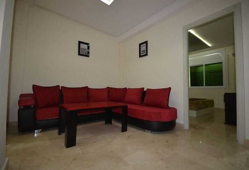 Отель Hôtel Café Restaurant Pyramides