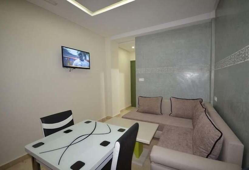 Отель Hôtel Café Restaurant Pyramides