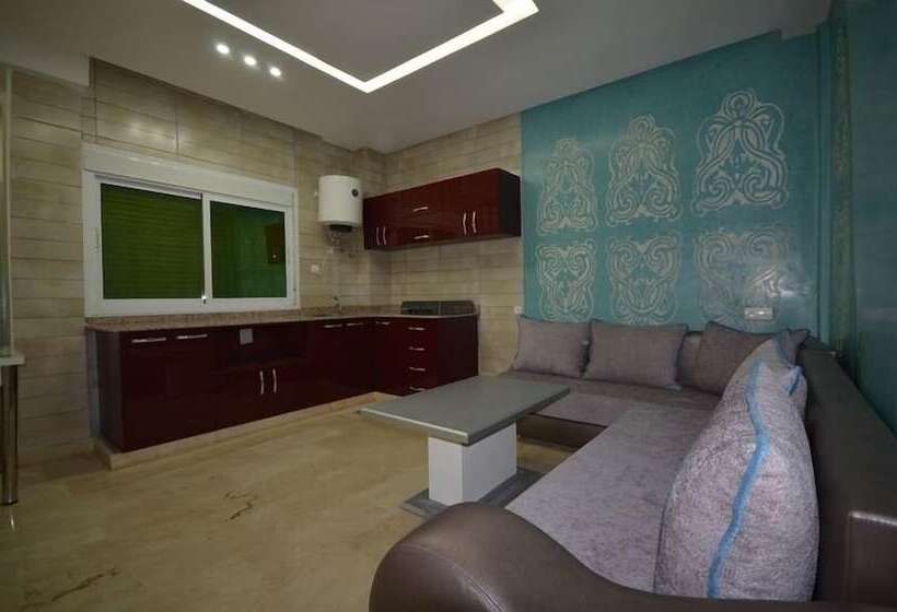 Отель Hôtel Café Restaurant Pyramides