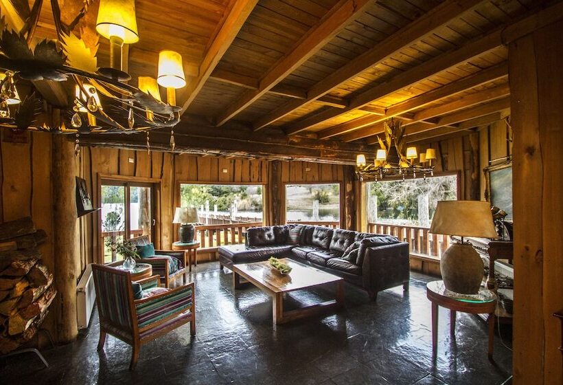 Hotel Huilo Huilo Marina Del Fuy