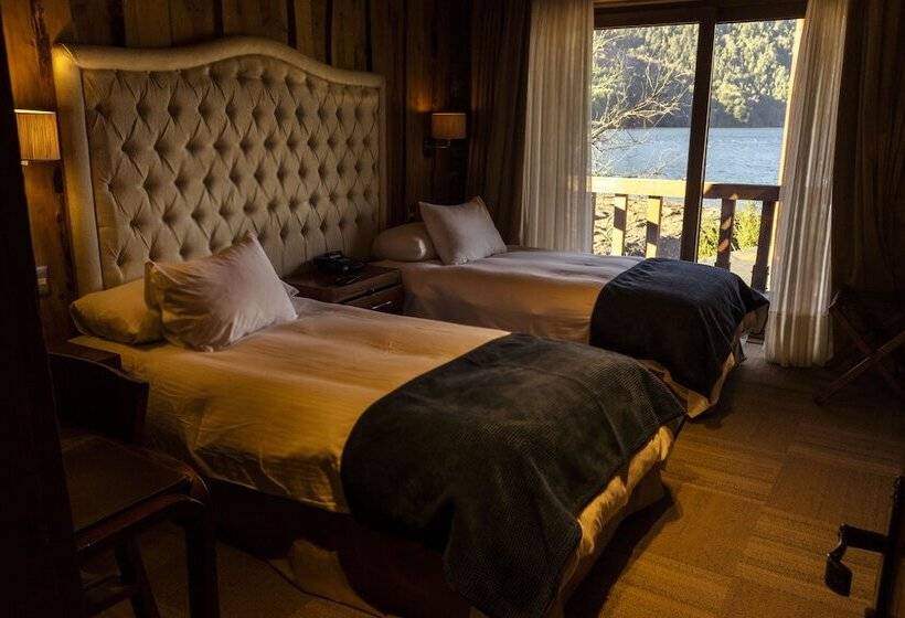 Hotel Huilo Huilo Marina Del Fuy