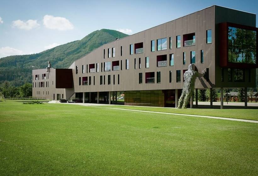 בית מלון כפרי Miura