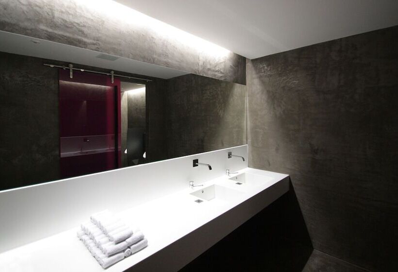 בית מלון כפרי Miura