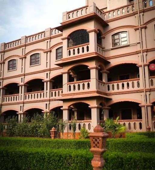 ホテル Mvt Guesthouse & Restaurant