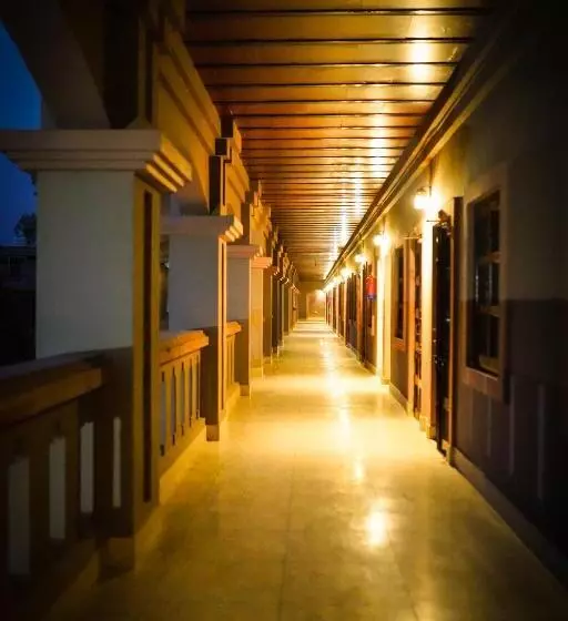 ホテル Mvt Guesthouse & Restaurant